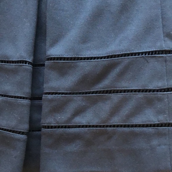 Perfect black dress - Picture 4 of 7